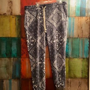 Lou & Grey sweatpants. Like new XL